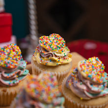 Load image into Gallery viewer, Rainbow Cupcakes (x4)
