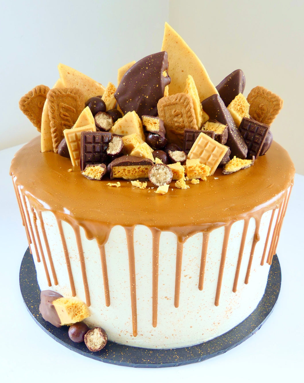 Honeycomb and Biscoff Drip Cake